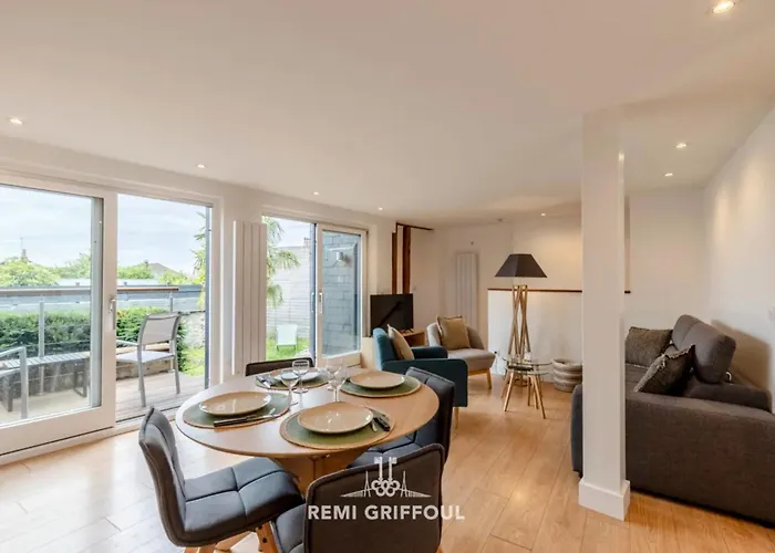 The Duplex Varin Beautiful Apartment & Garden Honfleur 4 People