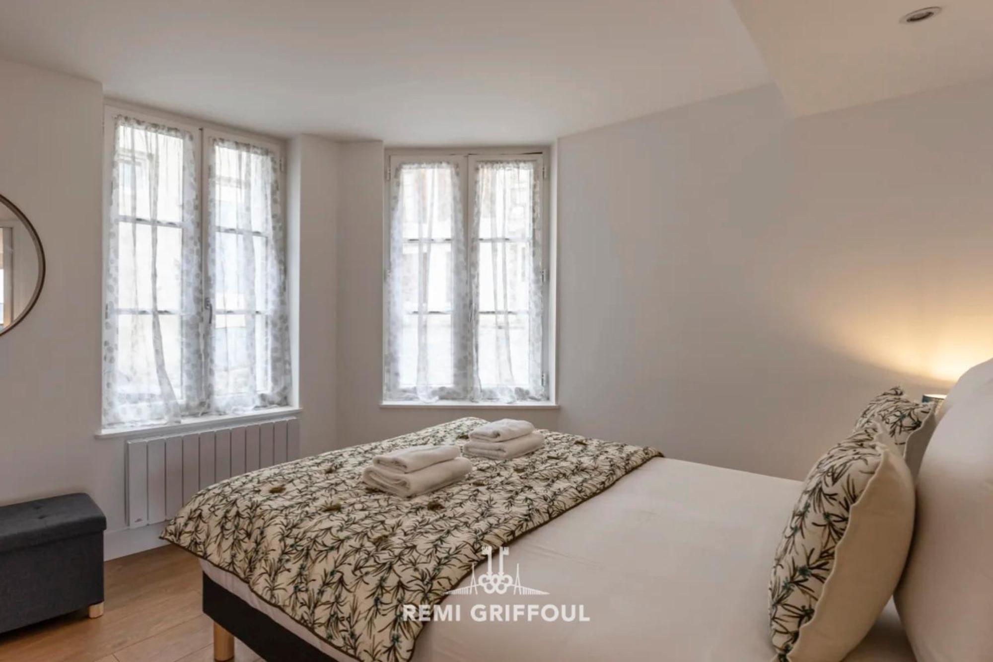 Apartment The Duplex Varin Beautiful Apartment & Garden Honfleur 4 People