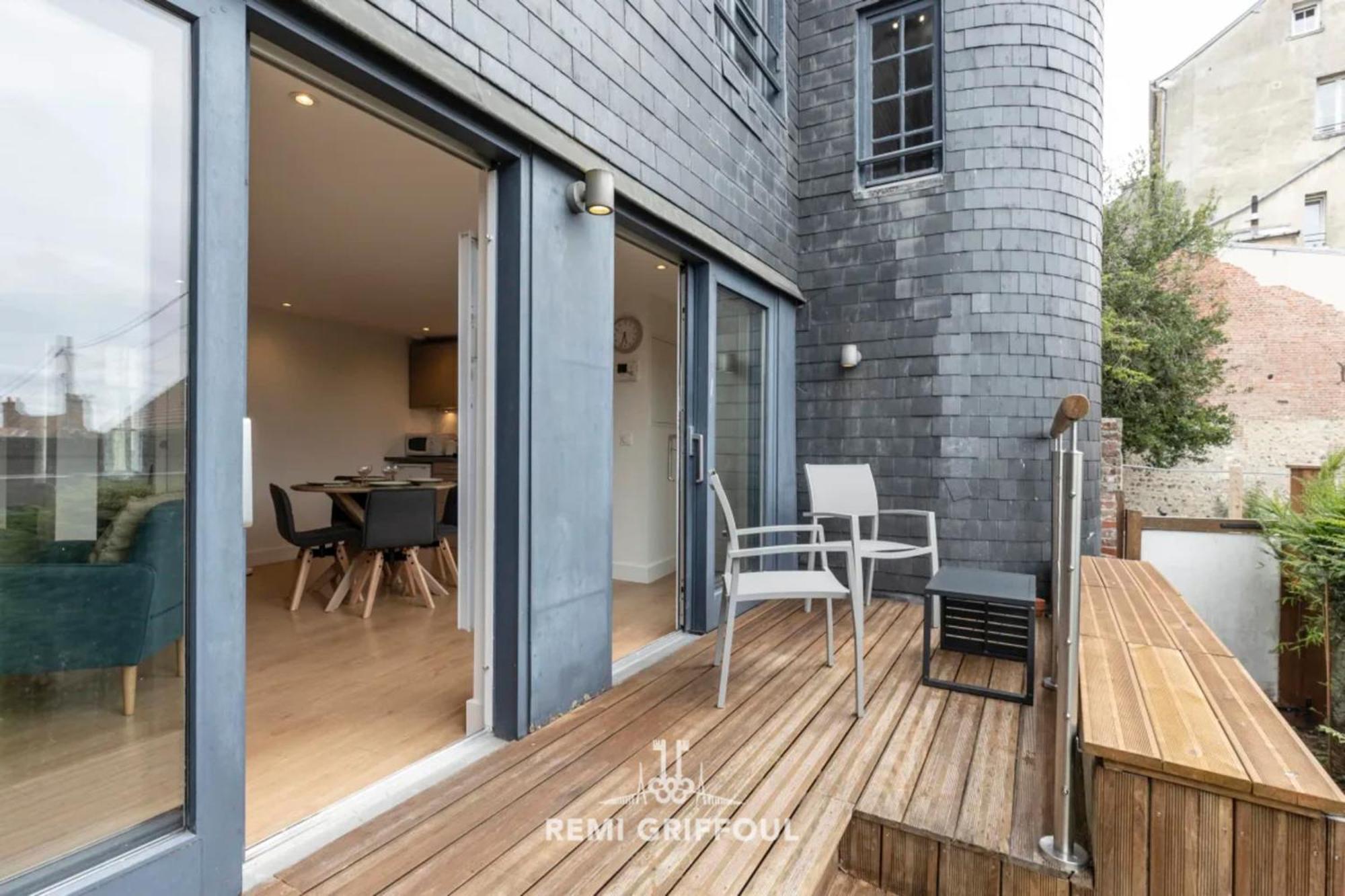 Apartment The Duplex Varin Beautiful Apartment & Garden Honfleur 4 People *