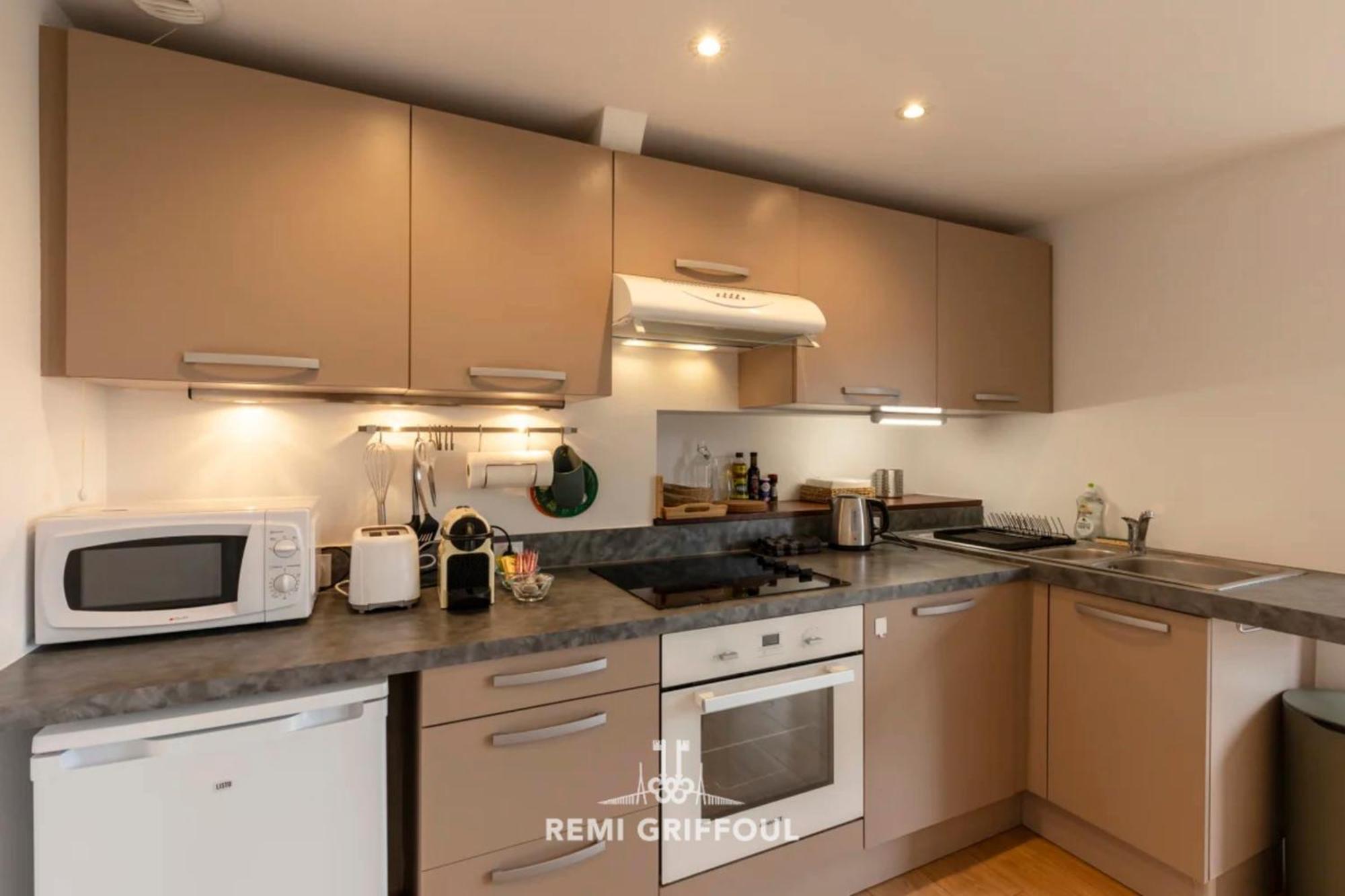 The Duplex Varin Beautiful Apartment & Garden Honfleur 4 People Apartment *